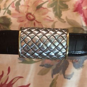 M DONCASTER Size Medium Leather Belt Alligator Embossed Silver/Gold Buckle NEW